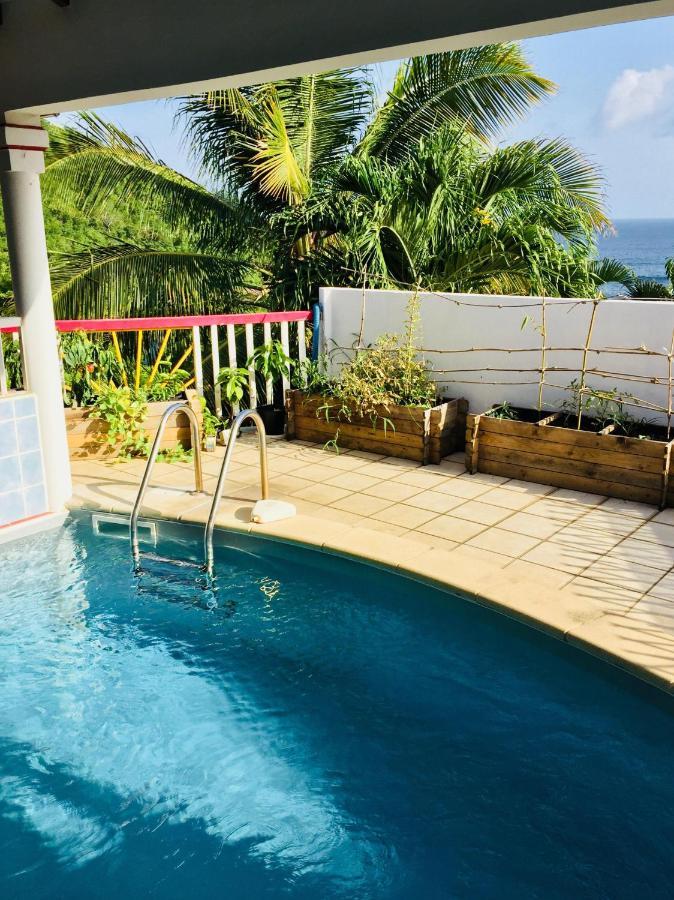 Soleil La Bed & Breakfast Terre-de-Bas Exterior photo